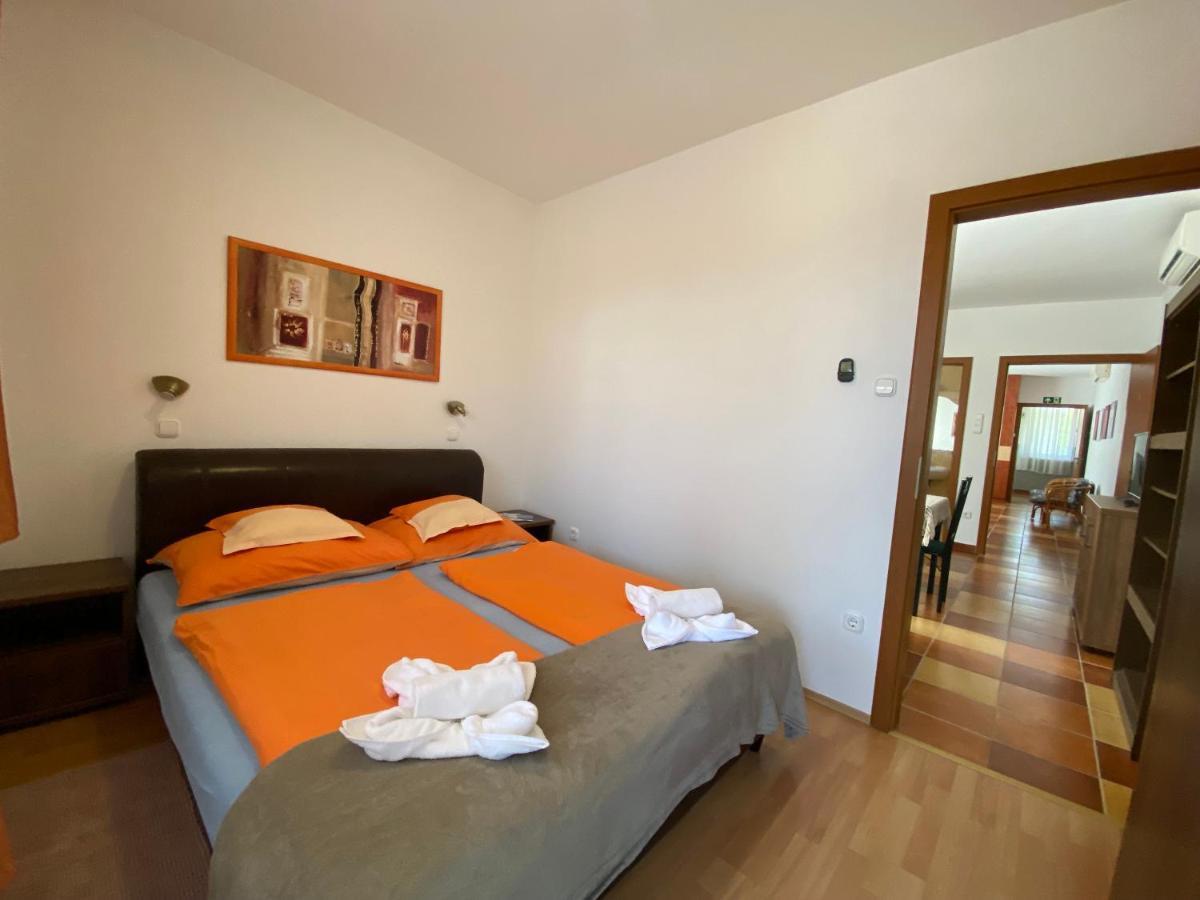 Gabi Lux Apartman Apartment Hajduszoboszlo Luaran gambar