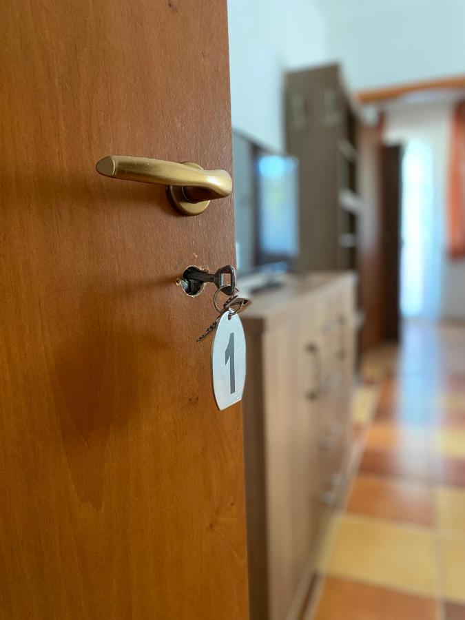 Gabi Lux Apartman Apartment Hajduszoboszlo Luaran gambar